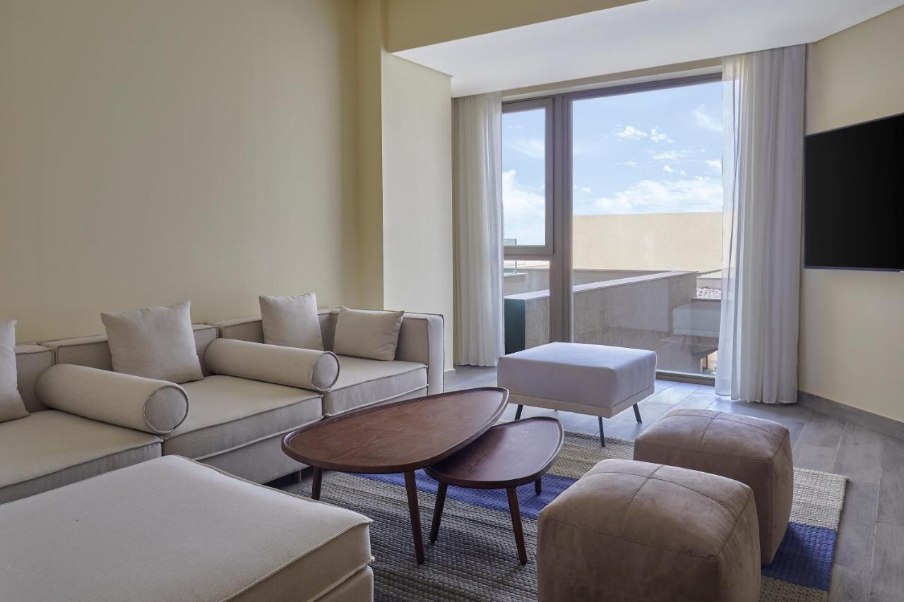 Готель Hyatt Regency Cairo West Місто ім. 6 Жовтня Екстер'єр фото A living room at the hotel